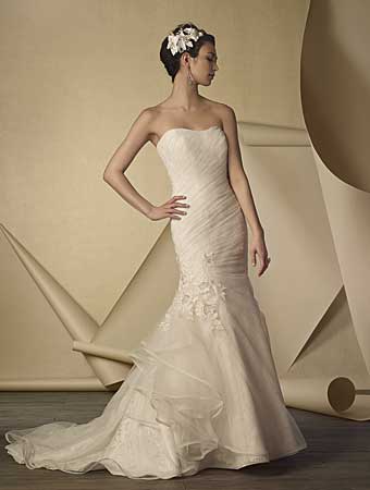Alfred Angelo wedding gown style #2433